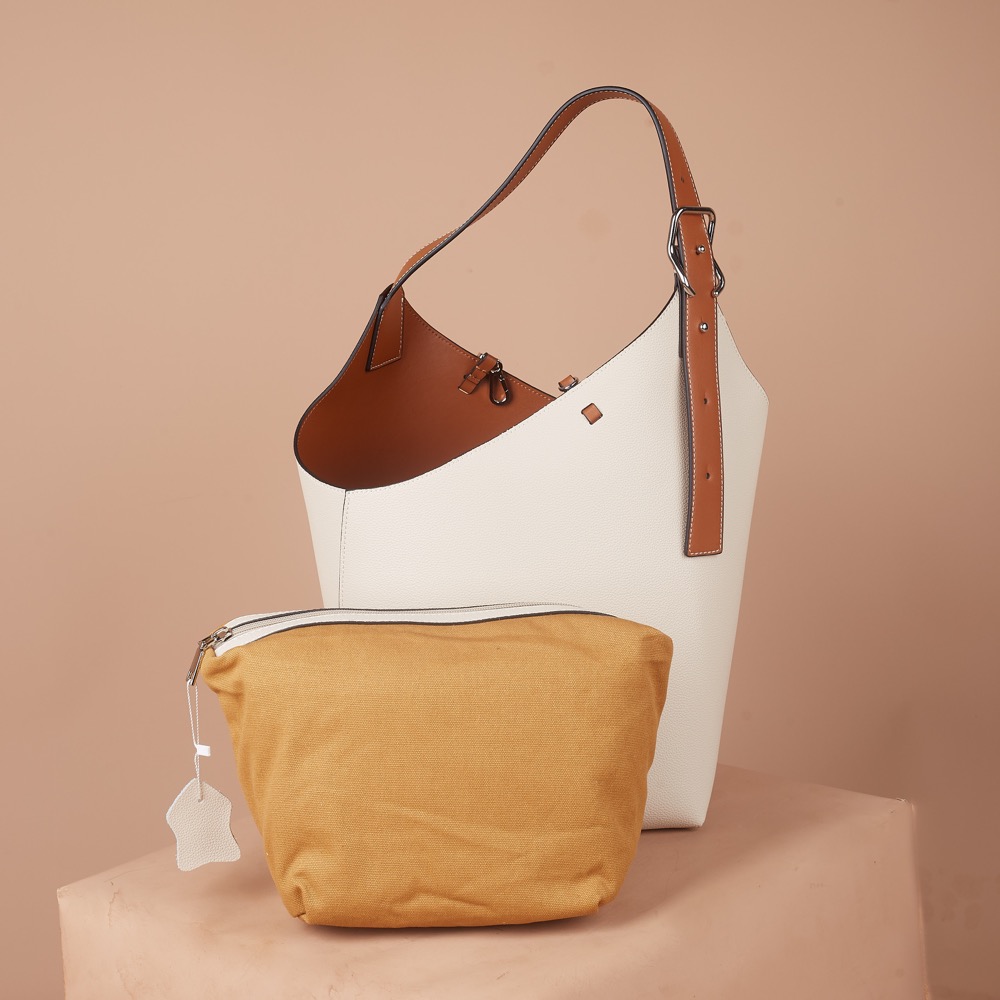 Anonymous Eldria Hobo Bag Grained Leather No Brand (Tas Kulit)