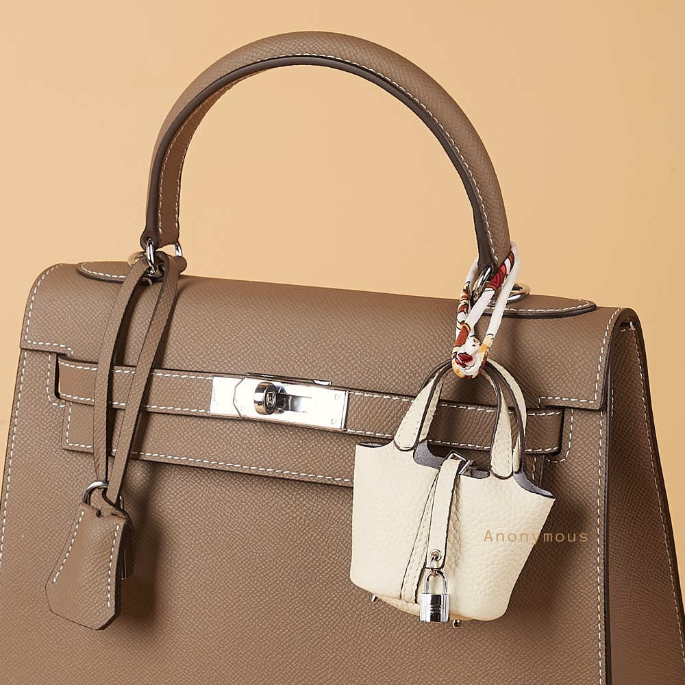 Anonymous Poppy Charm Togo Leather No Brand