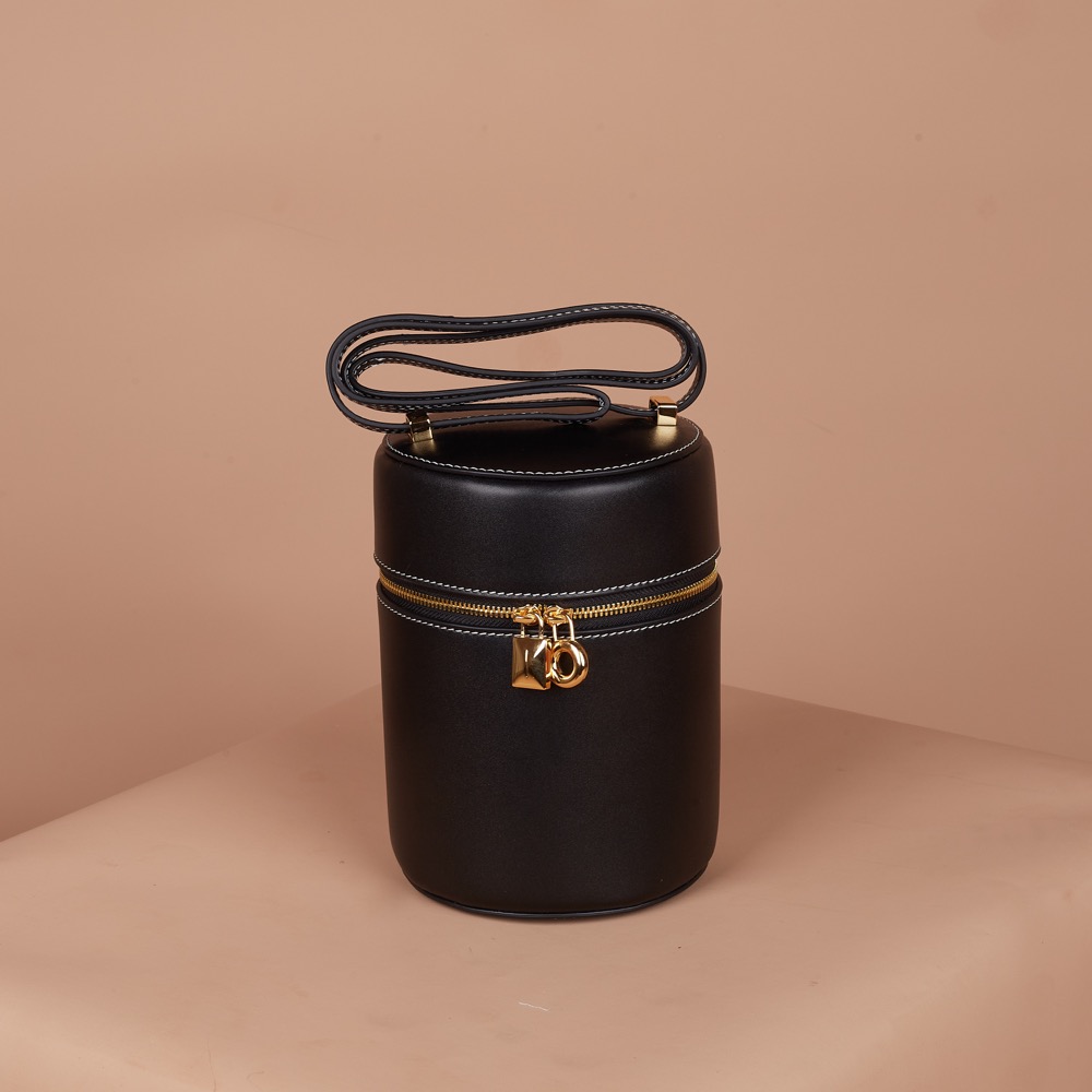 Anonymous Cassie Bucket LP12 Swift Leather No Brand (Tas Kulit)