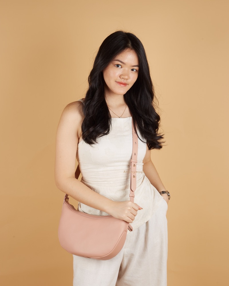 Anonymous Paola Sling Bag No Brand (Tas Kulit)