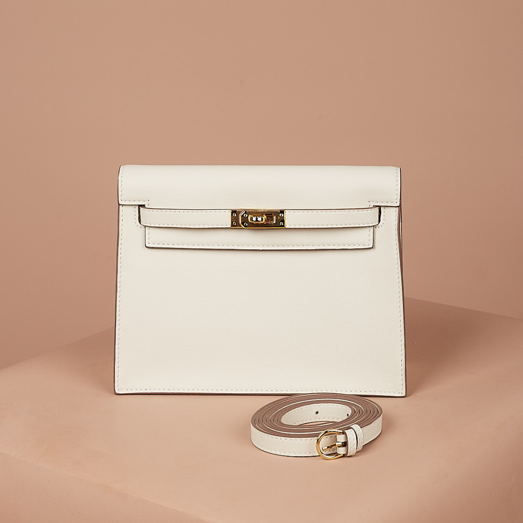 Anonymous Daisy Swift Leather Bag