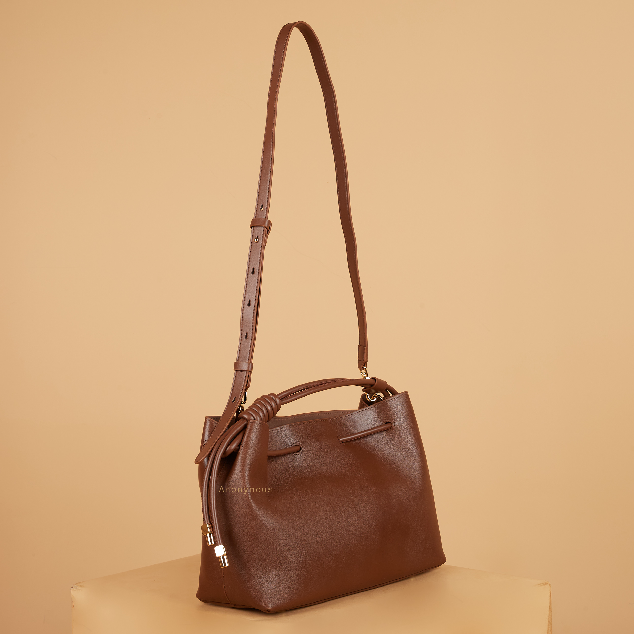 Anonymous Melia Drawsting Bag Leather No Brand (Tas Kulit)