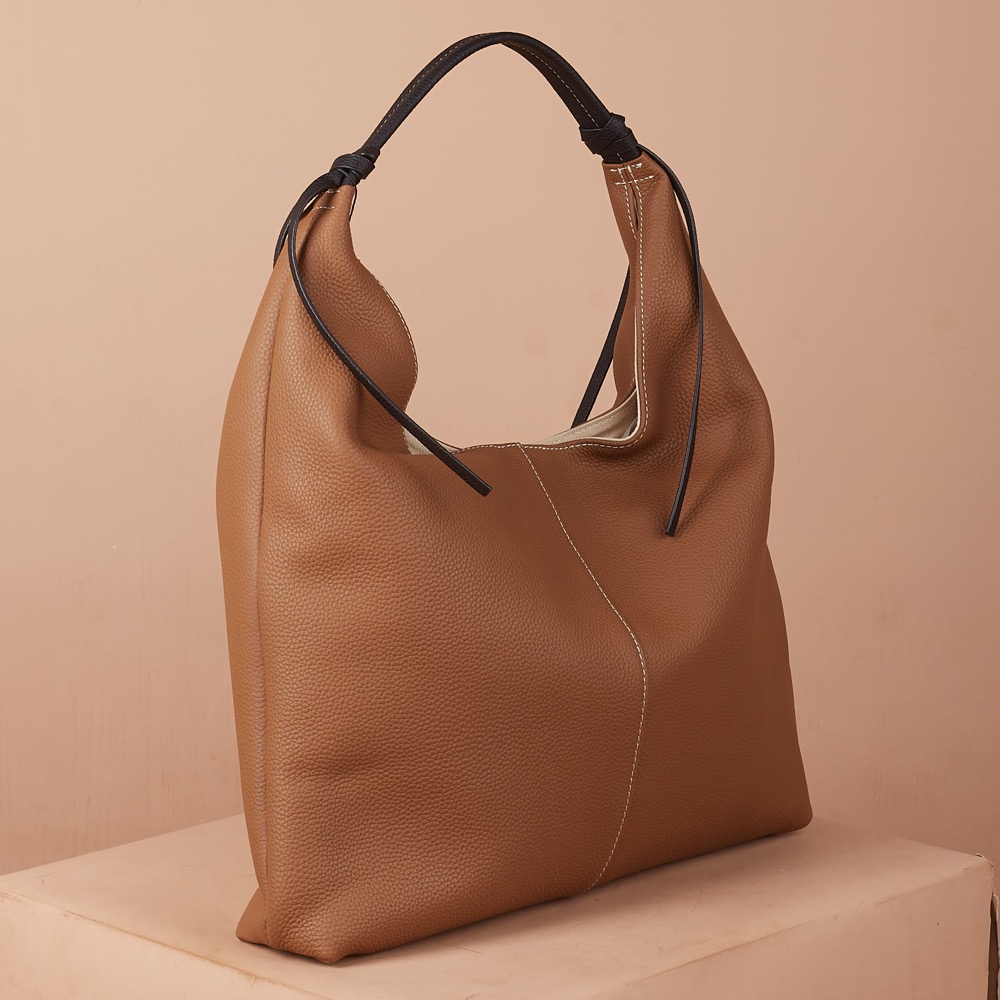 Anonymous Heidi 37 Shoulder Bag Grained Leather No Brand (Tas Kulit)