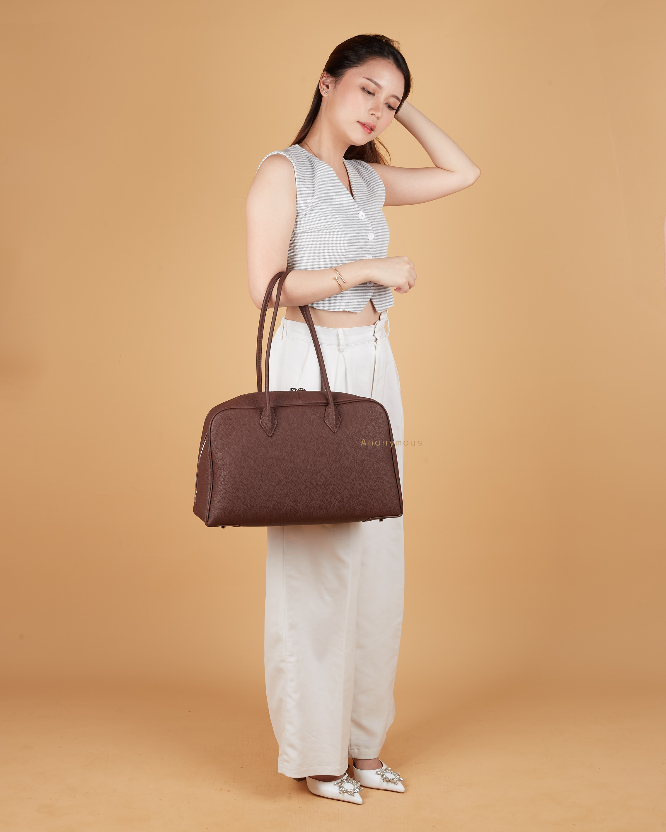 Anonymous Vivien Tote bag Grained Leather No Brand (Tas Kulit)