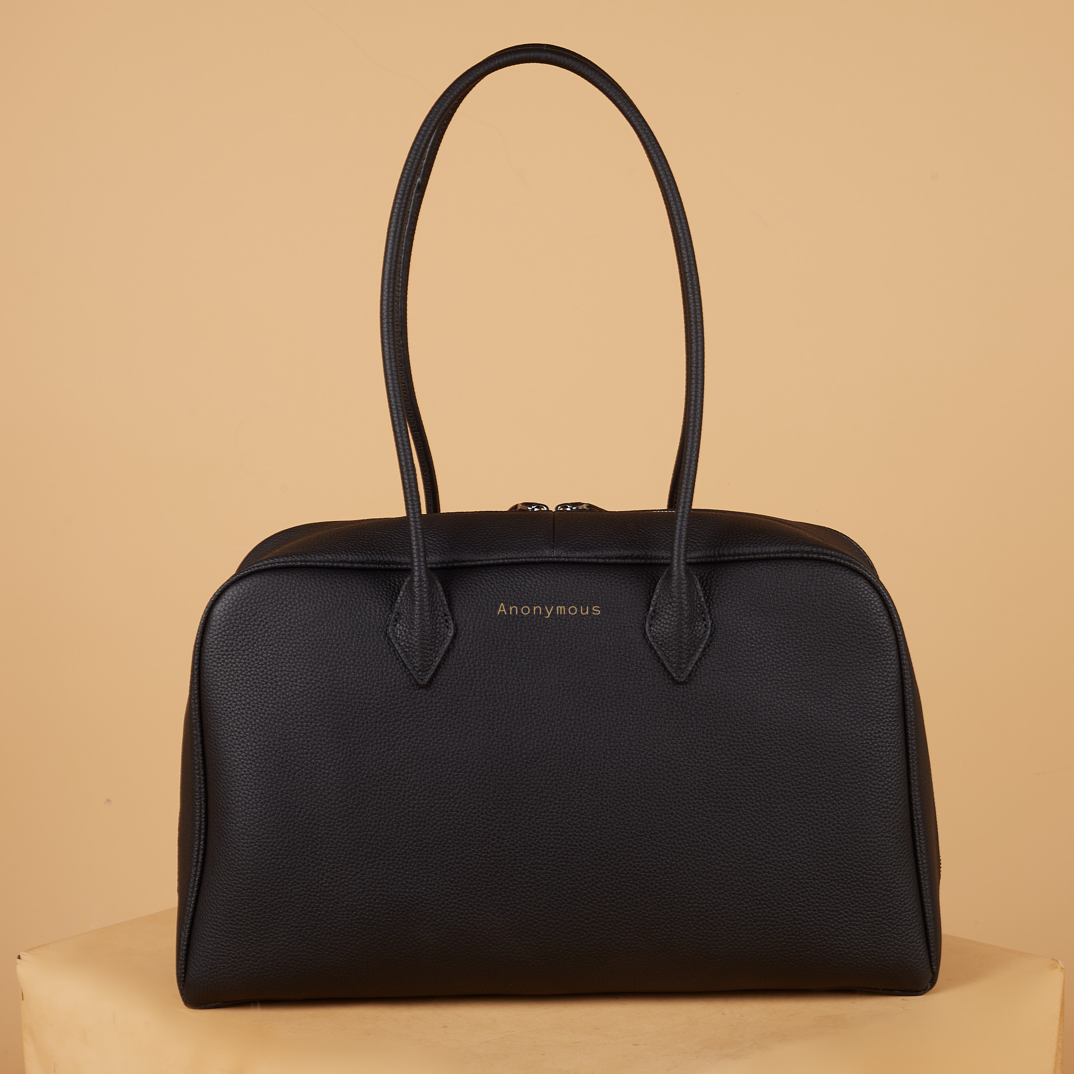 Anonymous Vivien Tote bag Grained Leather No Brand (Tas Kulit)