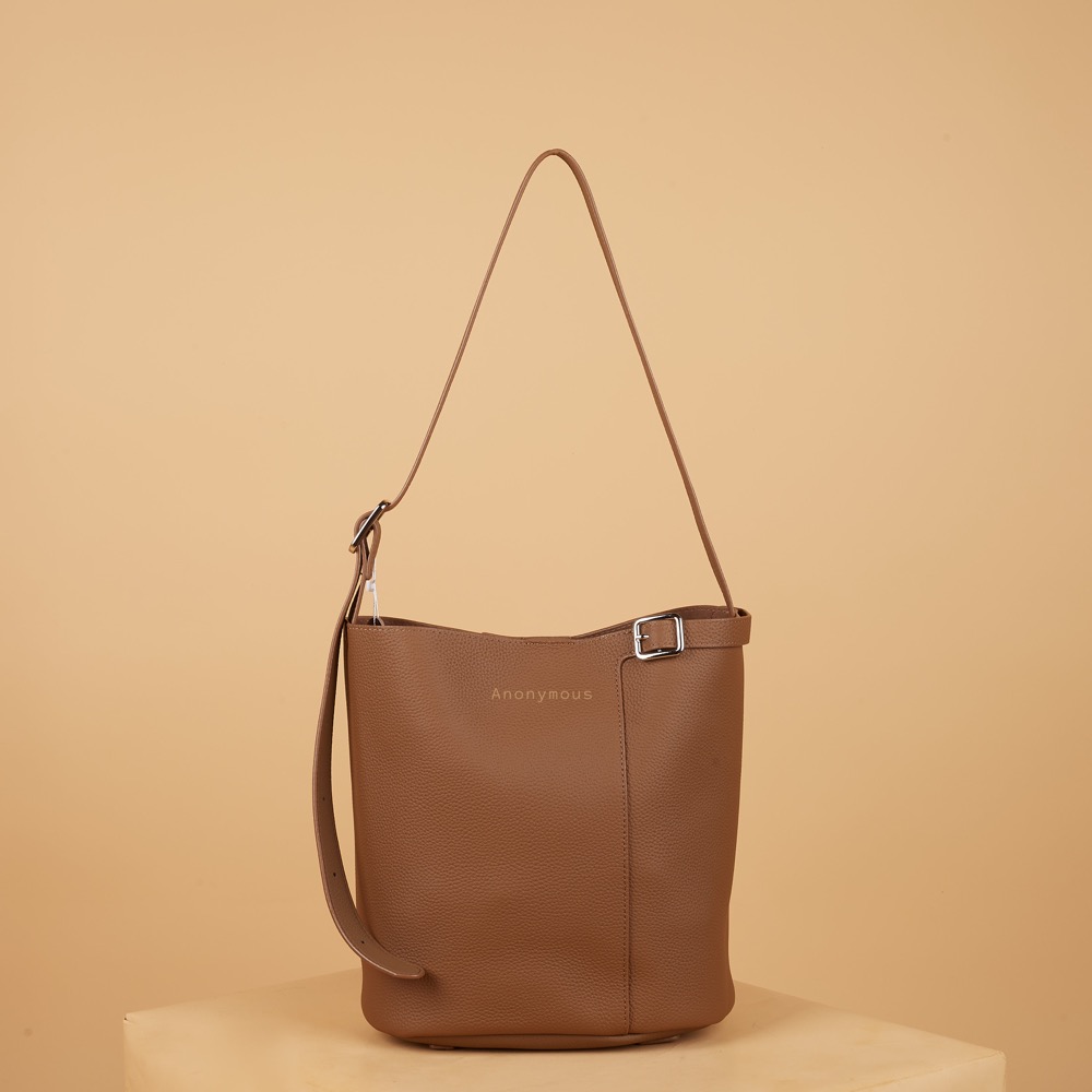 Anonymous Wayne Shoulder Bag Grained Leather No Brand (Tas Kulit)