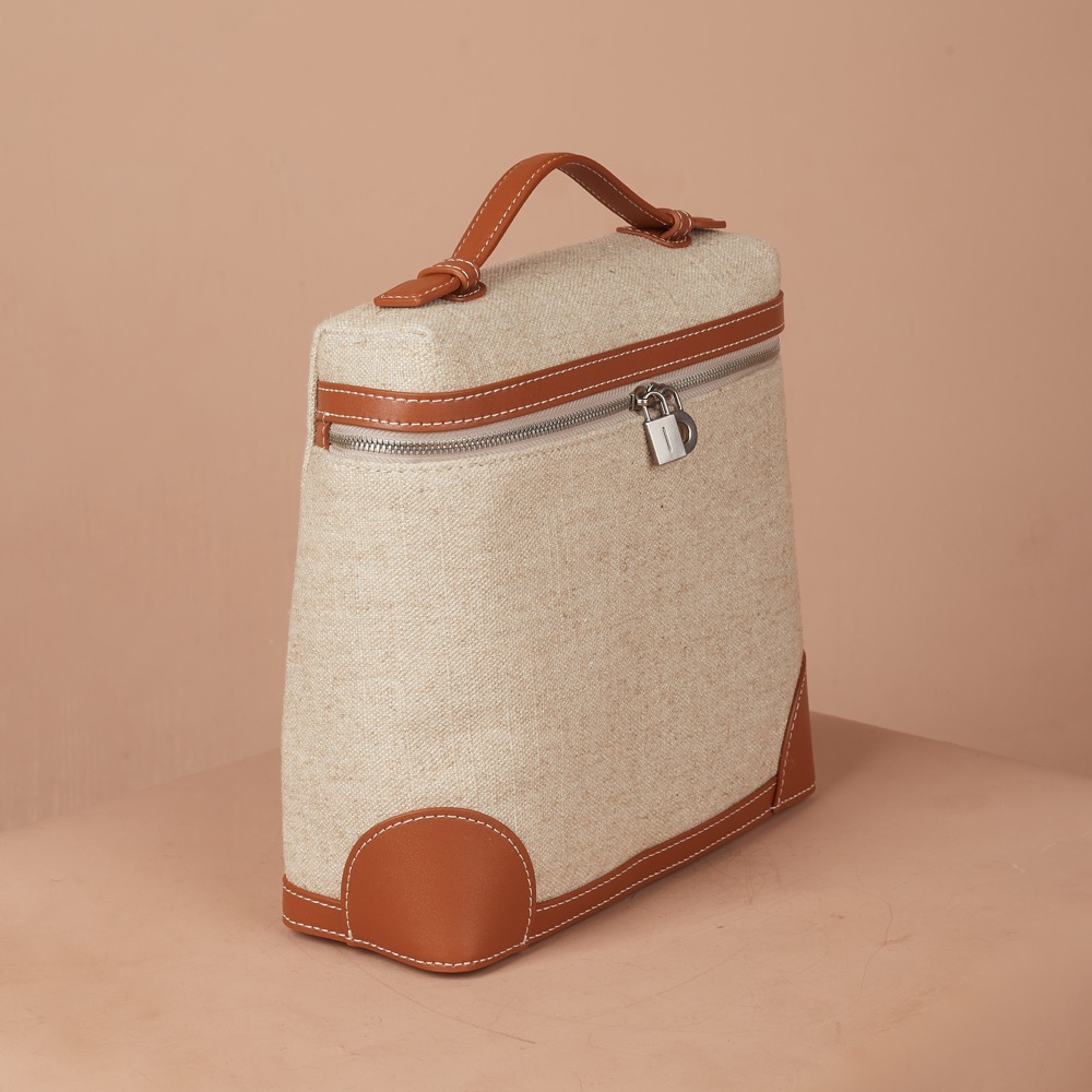 Anonymous Louise BackPack Encru Swift LP23.5 PHW No Brand (Tas Kulit)