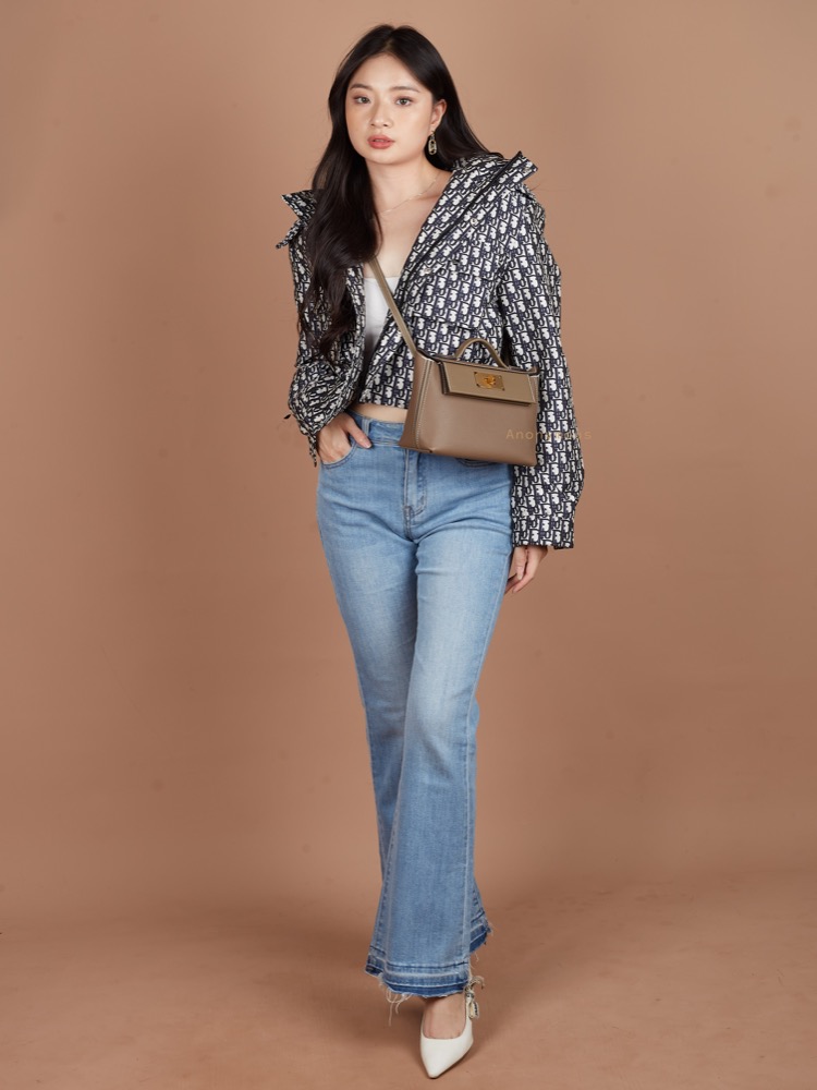 Anonymous Ezzy Bag 2420 Swift Leather No Brand