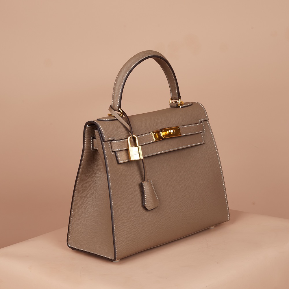 Anonymous Cara Bag K28 Taiga Leather GHW (NST) No Brand (Tas kulit)