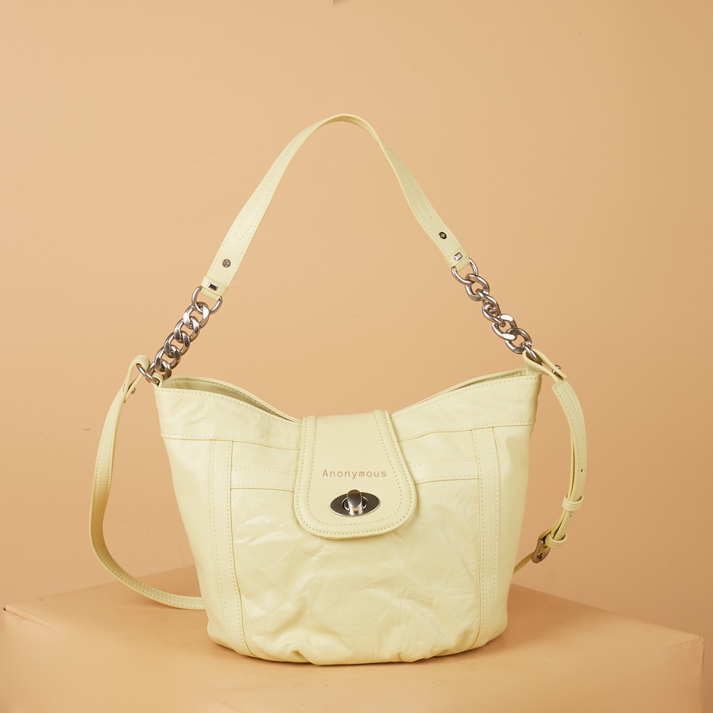 Anonymous Vone Shoulder Bag Leather No Brand (Tas Kulit)